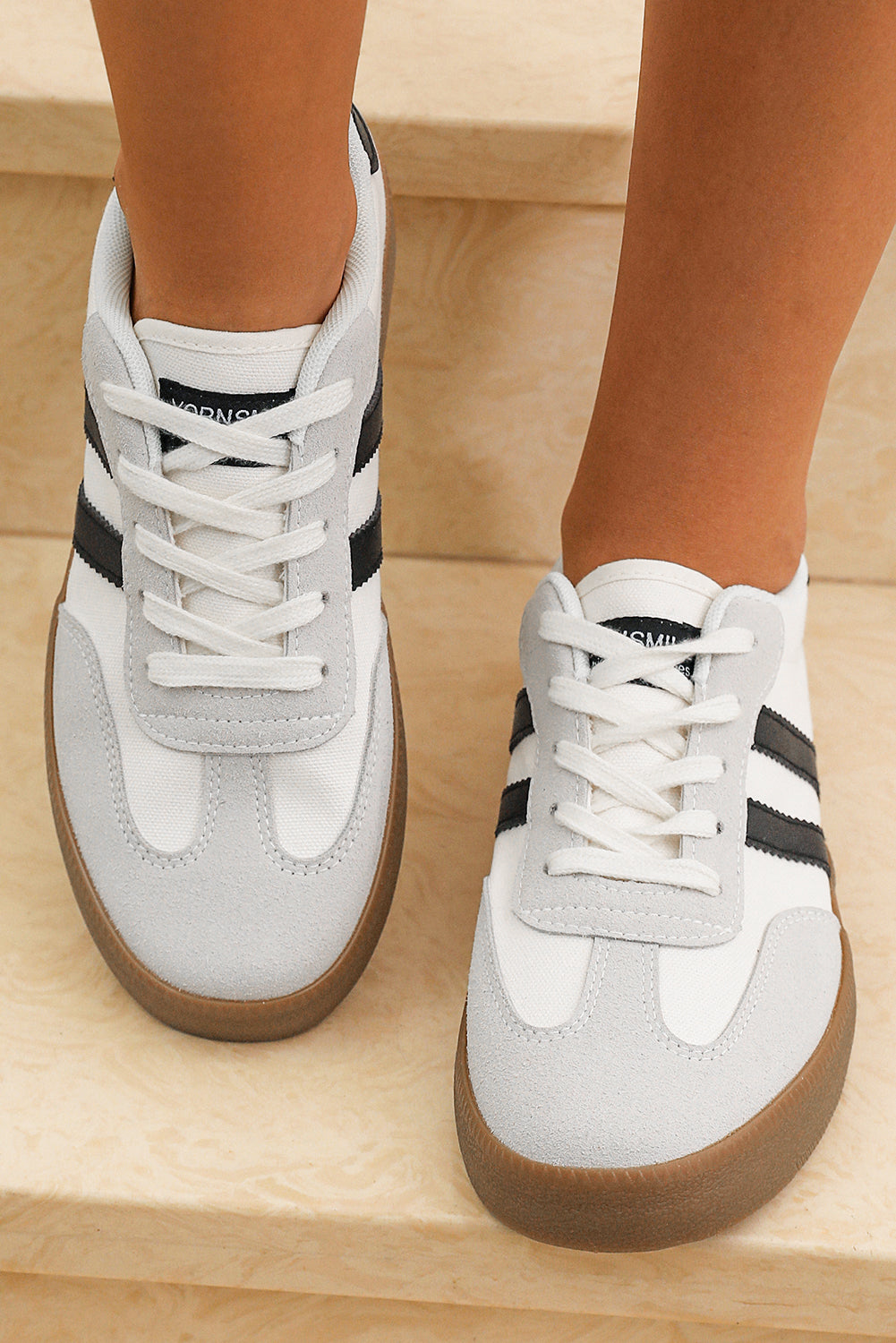 Valeria - Zapatillas planas con rayas negras
