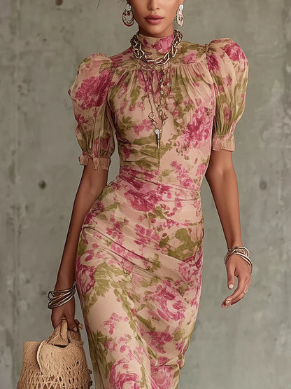 Abito Maxi con Stampa Rosa Vintage e Maniche a Sbuffo