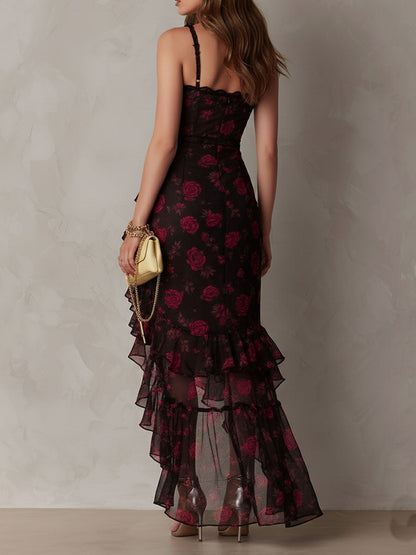 Abito Chic Nero e Rosso con Fiori e Rouches