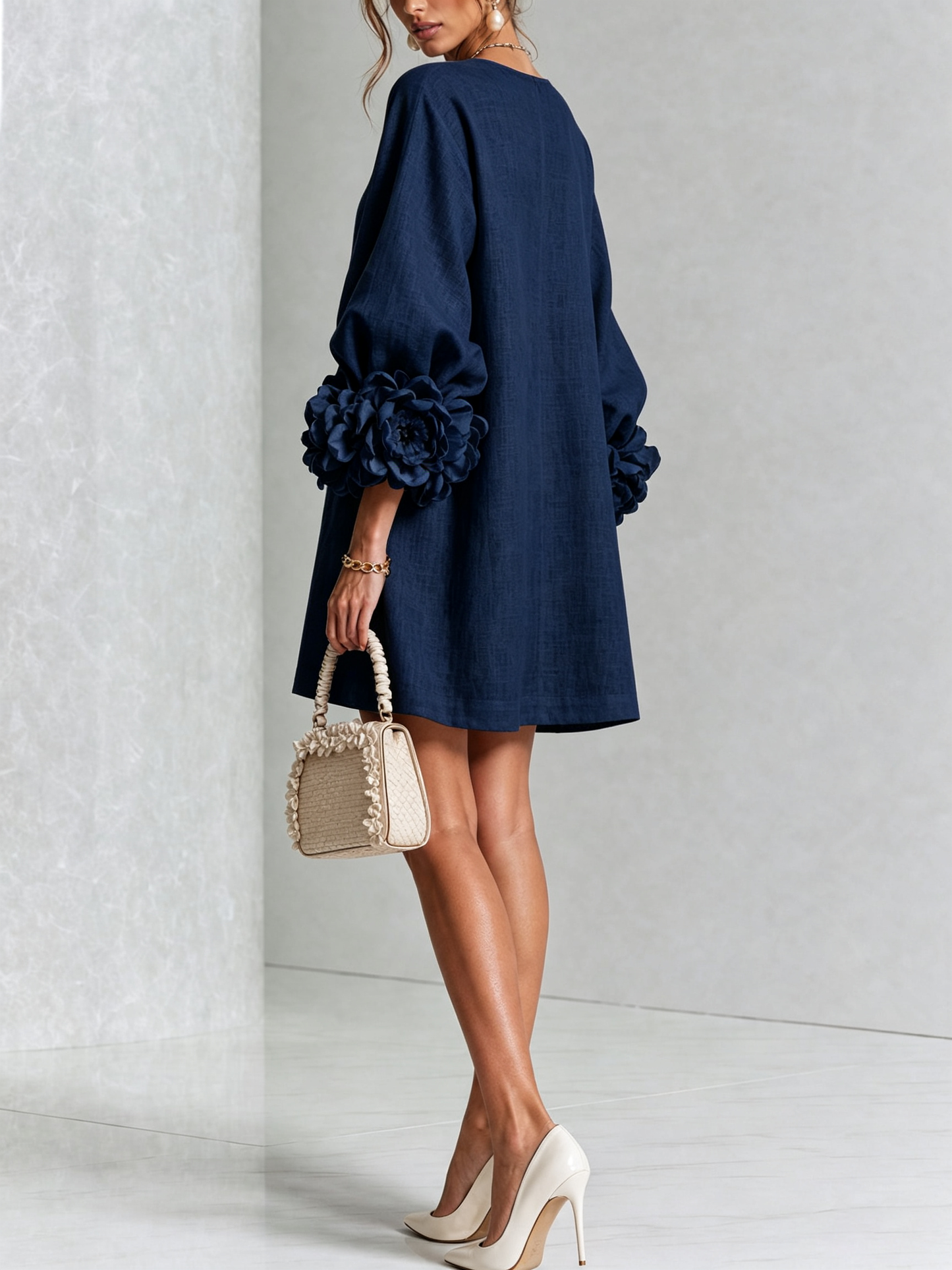 Lola | Mini Vestido con Estampado Floral y Cierre de Botones