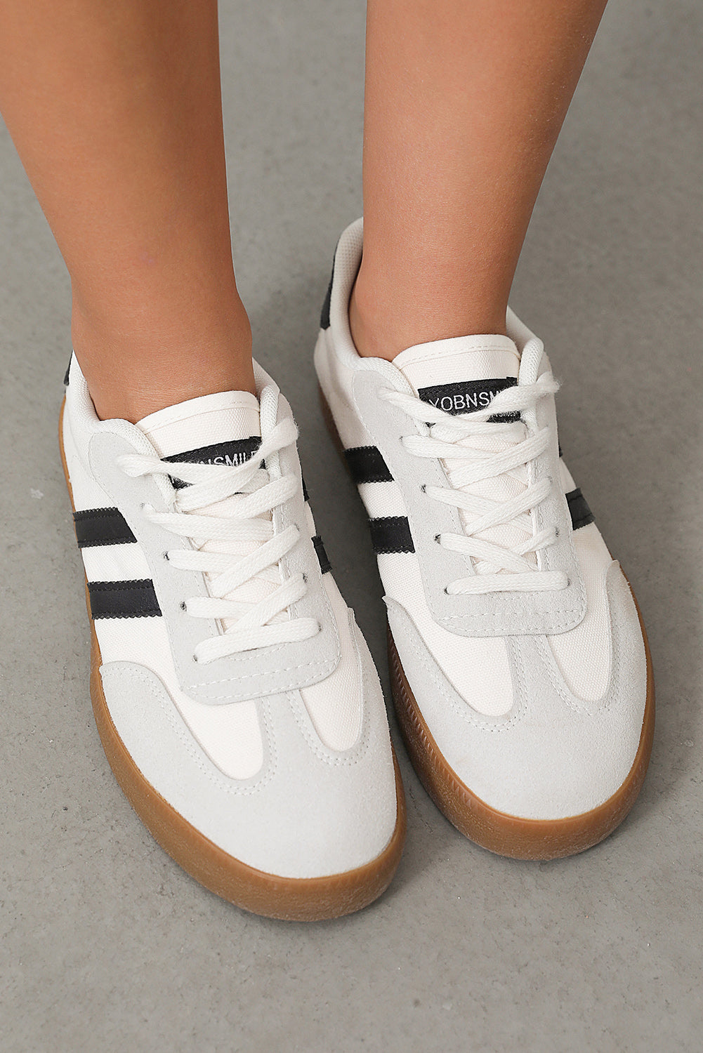 Valeria - Zapatillas planas con rayas negras